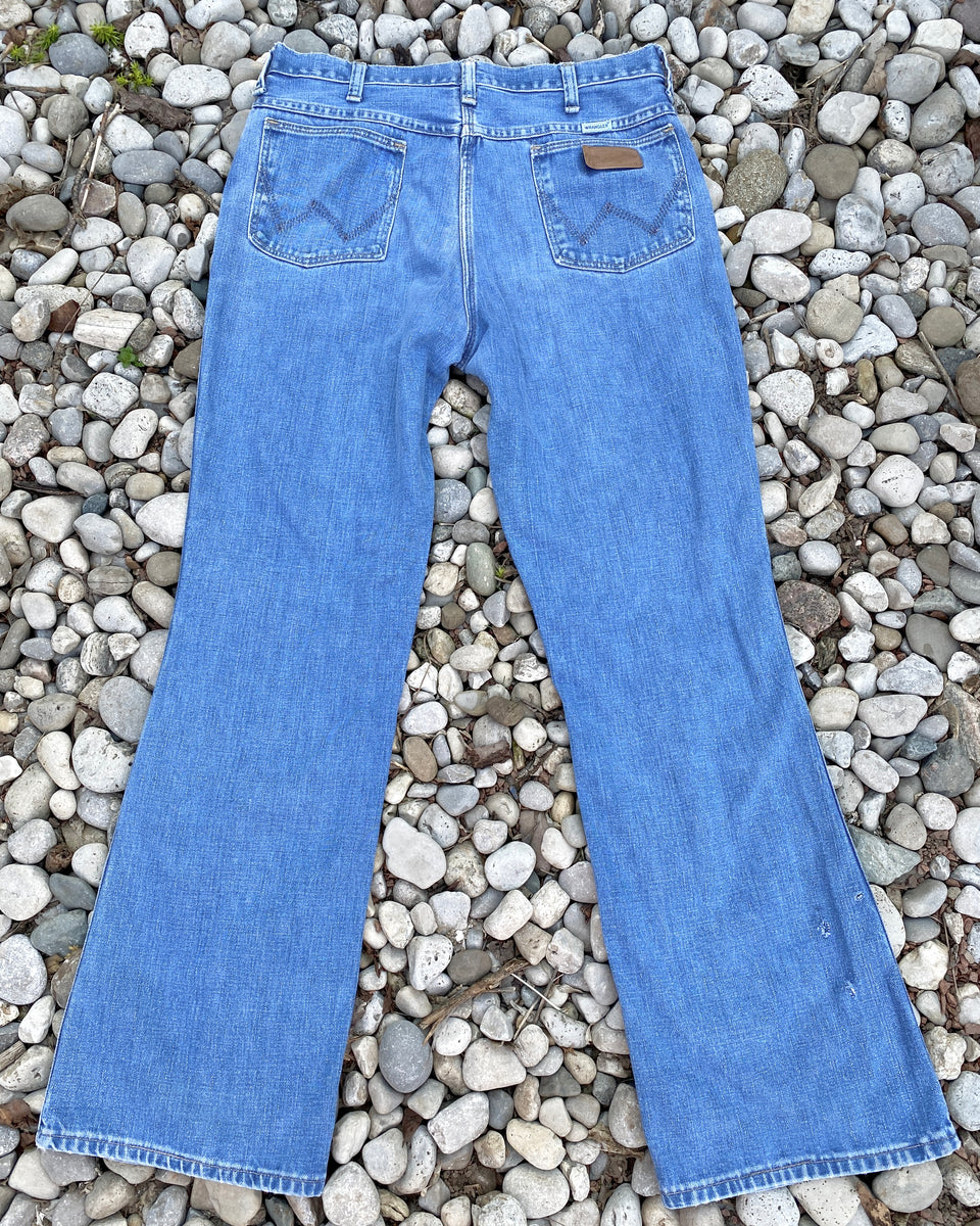 WRANGLER Retro 1970s Flare Denim Mid Stretch Jeans Hazel