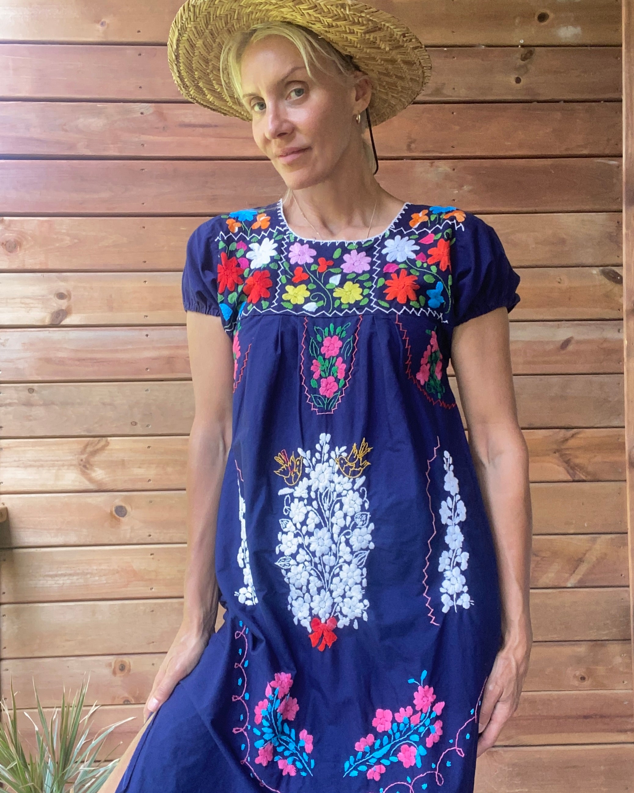 Vintage Mexican Short Sleeve Navy Cotton Embroidered Dress M