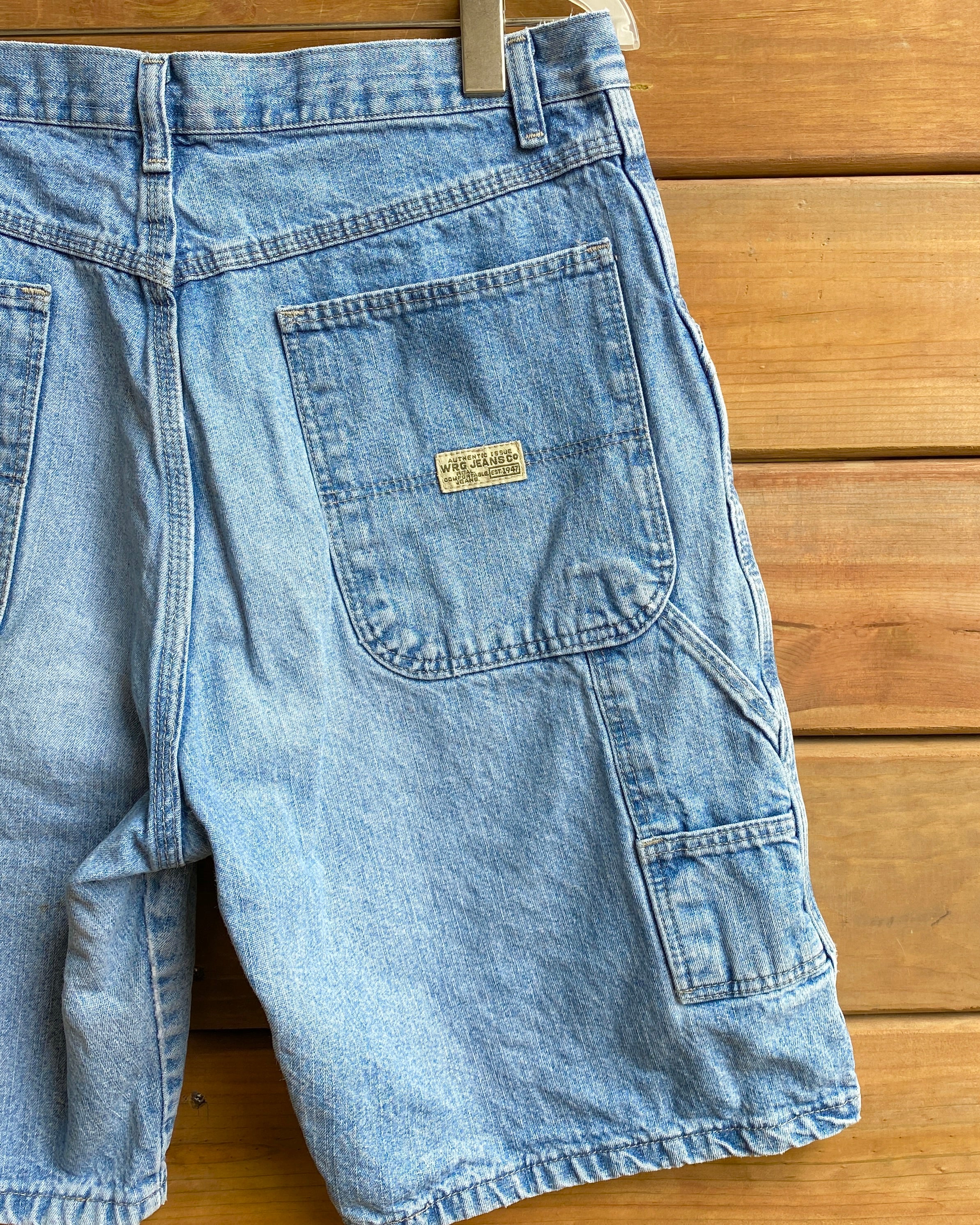 Vintage Y2K Wrangler Carpenter Hemmed Jean Shorts Medium Wash size 31