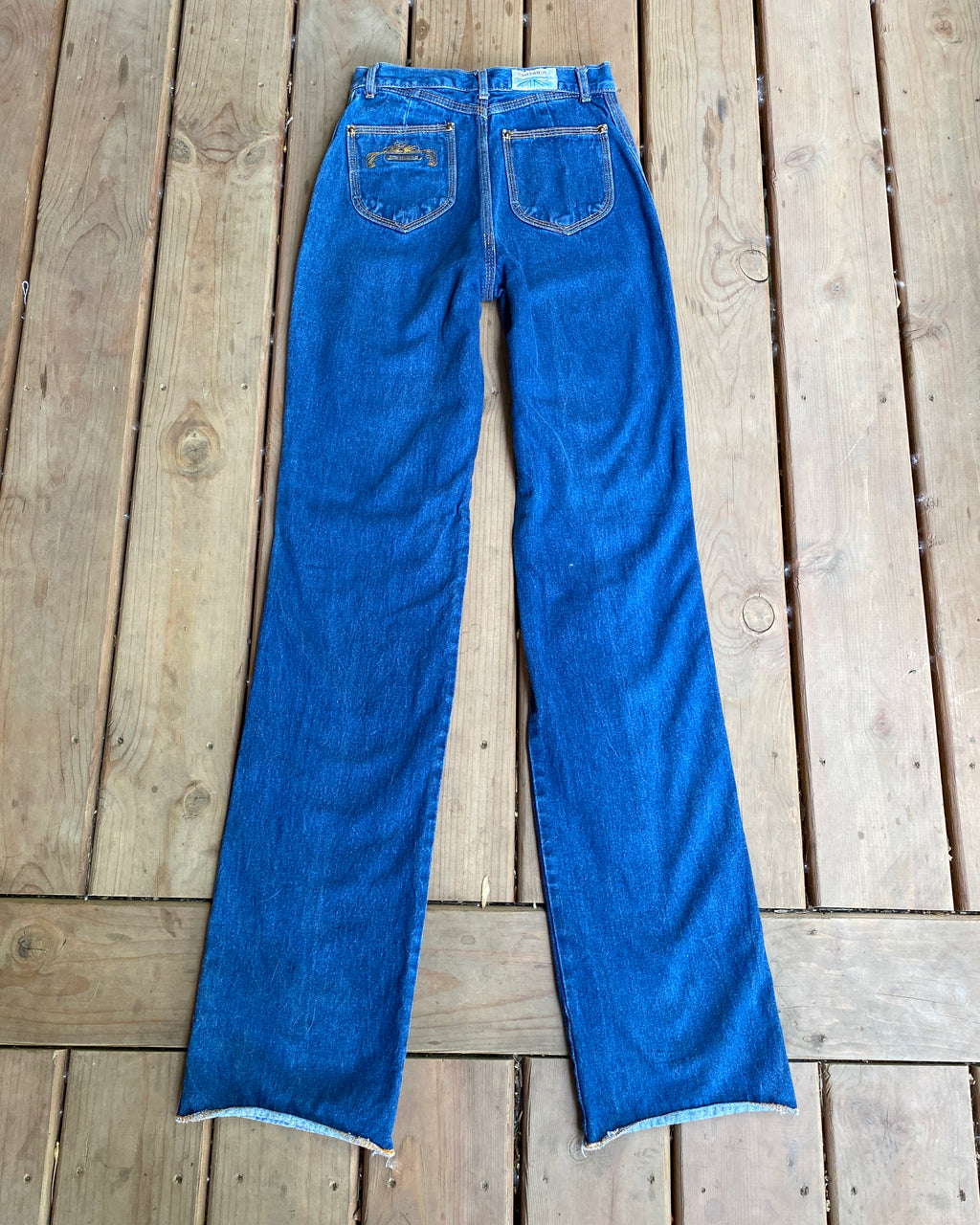 Vintage BRITTANIA Late 1970s High Waist Straight Boot Leg Medium Blue Wash Jeans size 25 Made in USA