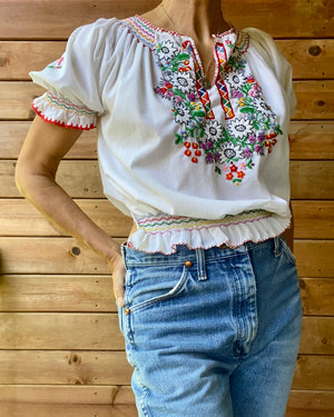 Vintage Hungarian White Cotton Floral Embroidered Smocked Peasant Top Blouse M