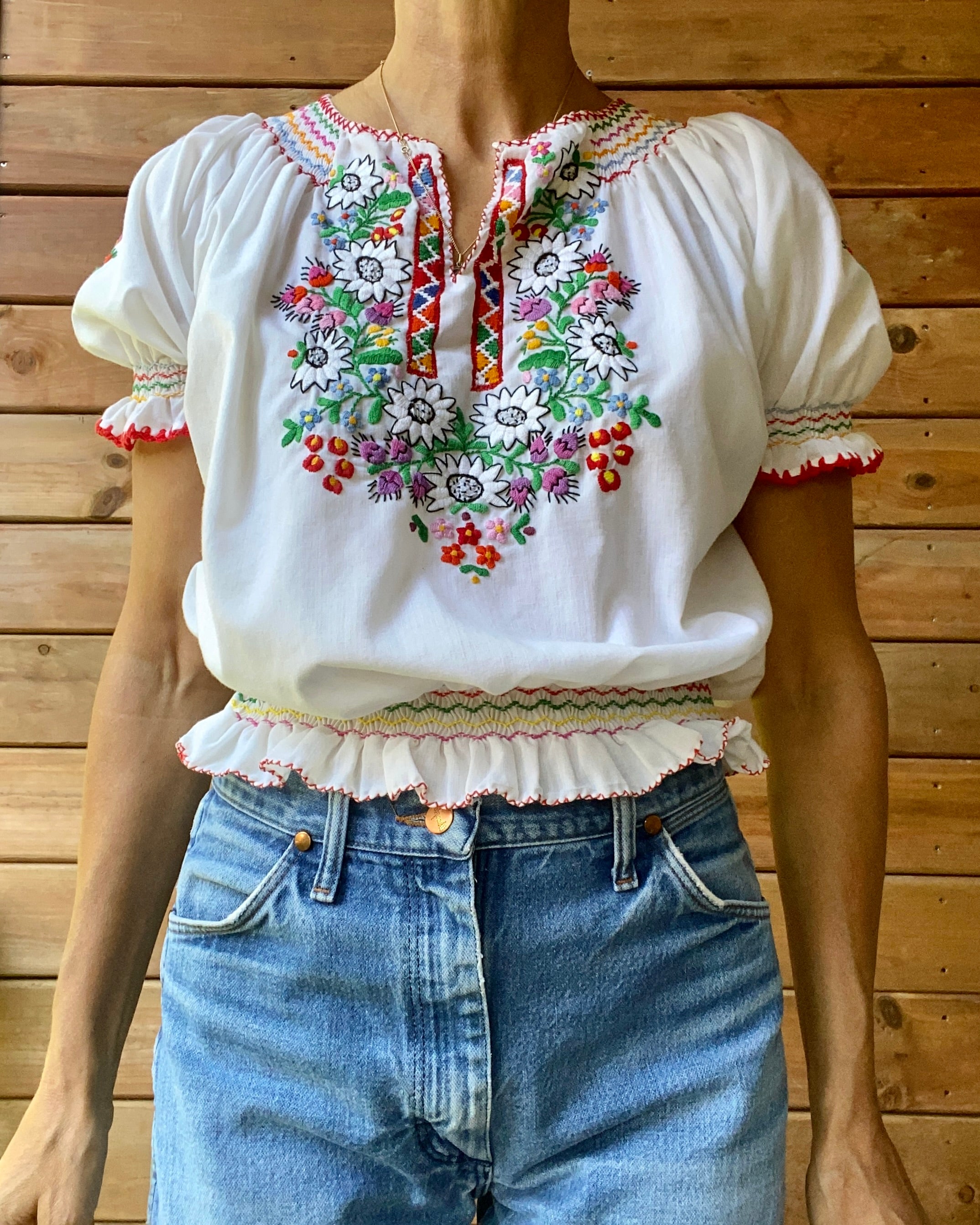 Vintage Hungarian White Cotton Floral Embroidered Smocked Peasant Top Blouse M