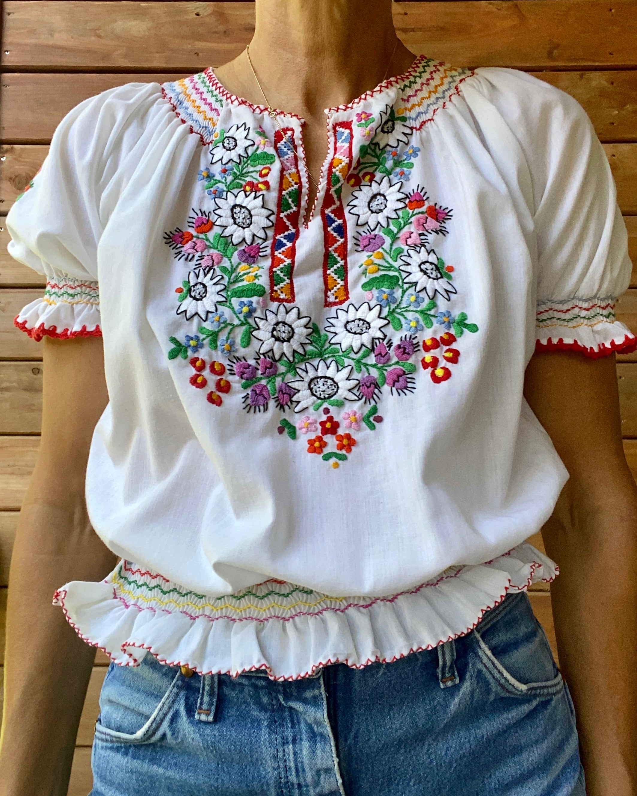 Vintage Hungarian White Cotton Floral Embroidered Smocked Peasant Top Blouse M