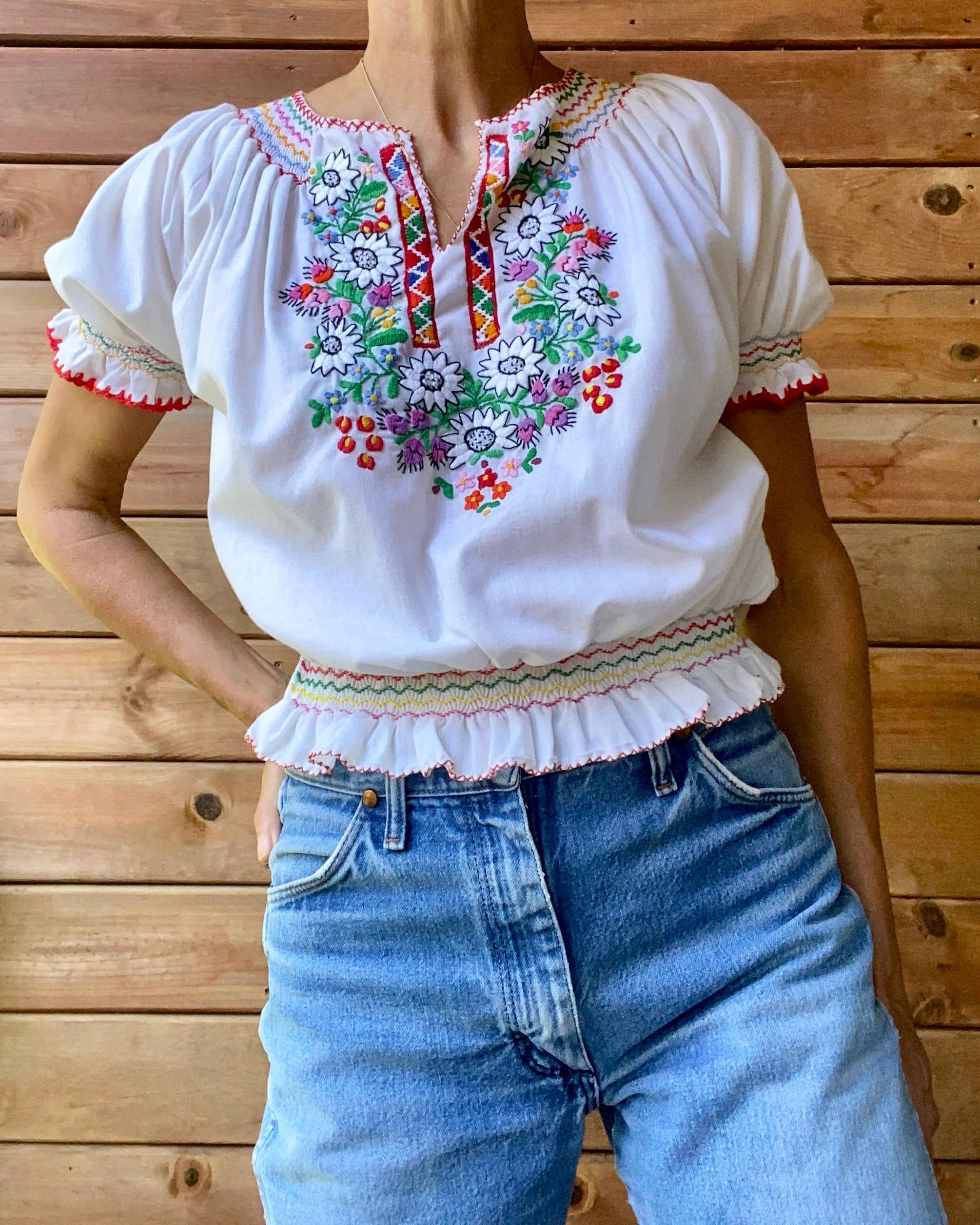 Vintage Hungarian White Cotton Floral Embroidered Smocked Peasant Top Blouse M