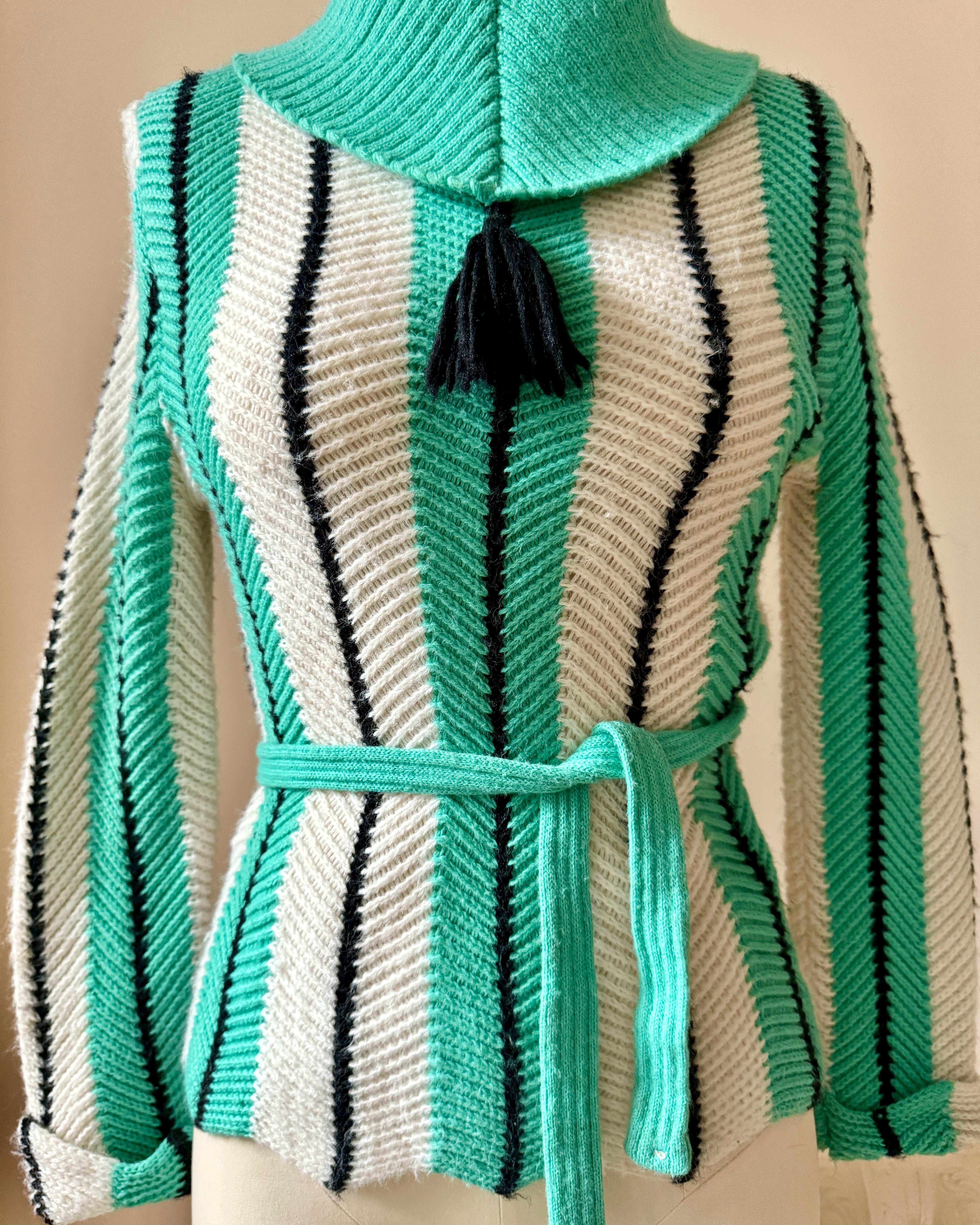 Vintage JUDYANNA 1950s Stripe Rockabilly Mock Neck Sweater Pullover with Belt and Tassel S